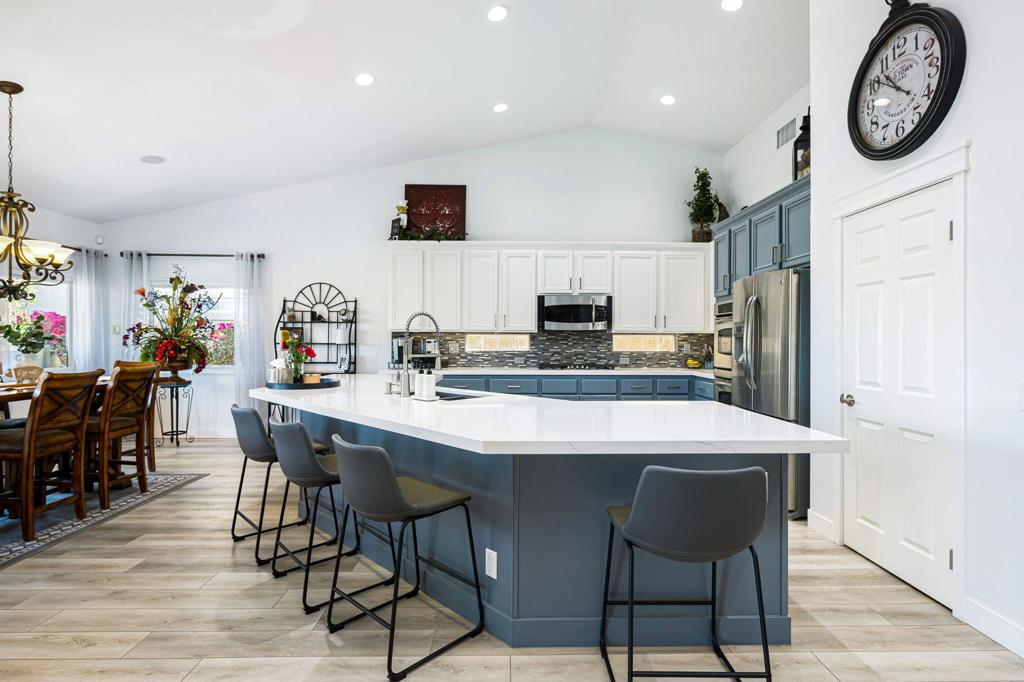 80424 Green Hills Drive