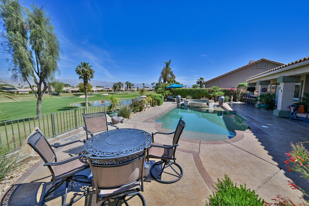 80424 Green Hills Drive