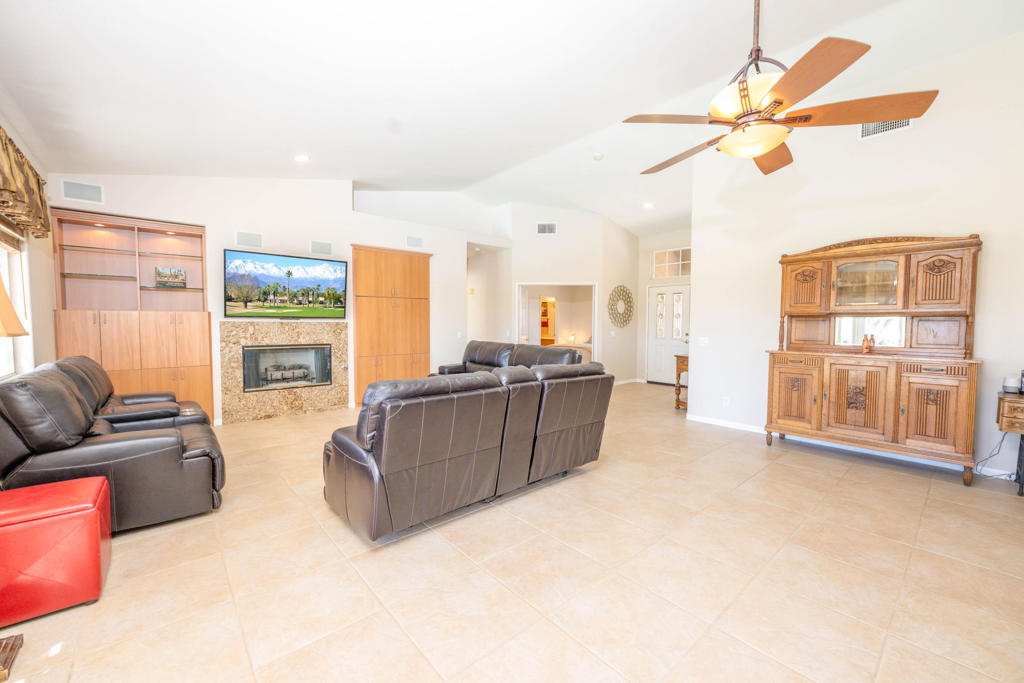 80295 Green Hills Drive