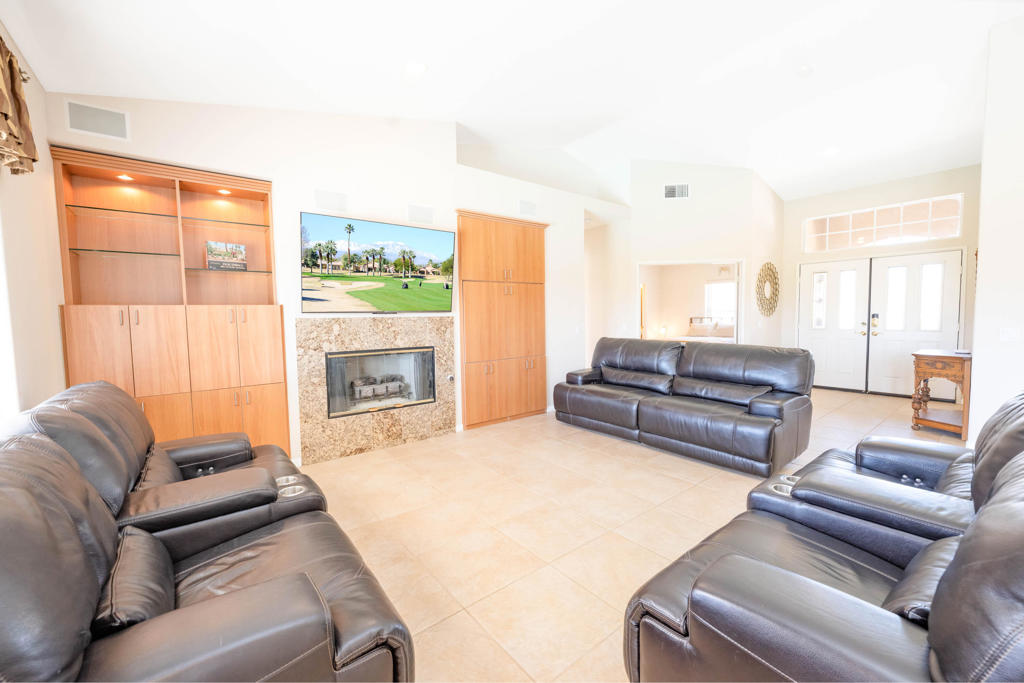 80295 Green Hills Drive