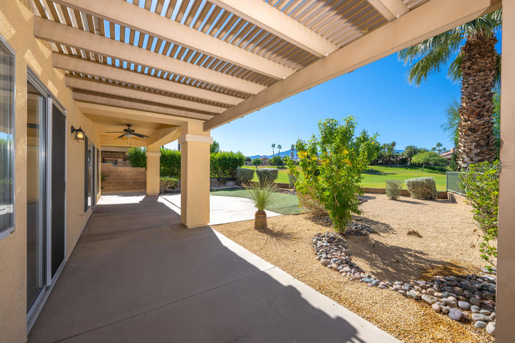 45627 Spyglass Hill Street