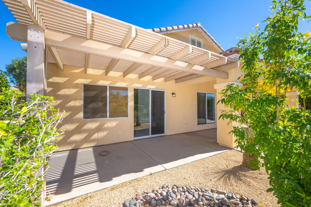 45627 Spyglass Hill Street