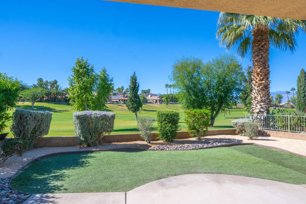 45627 Spyglass Hill Street