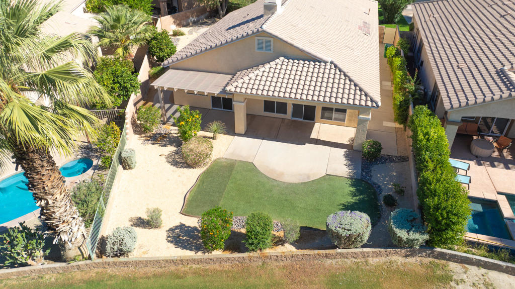 45627 Spyglass Hill Street