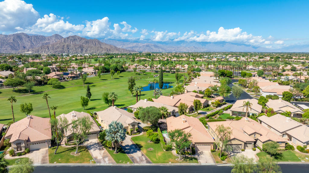 45627 Spyglass Hill Street