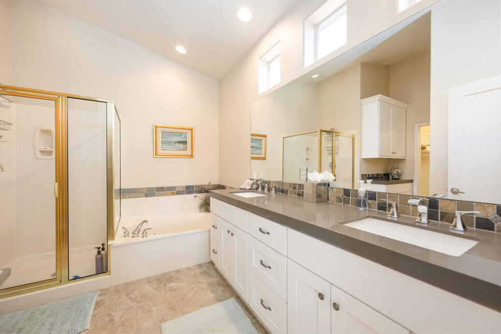 80395 Green Hills Drive