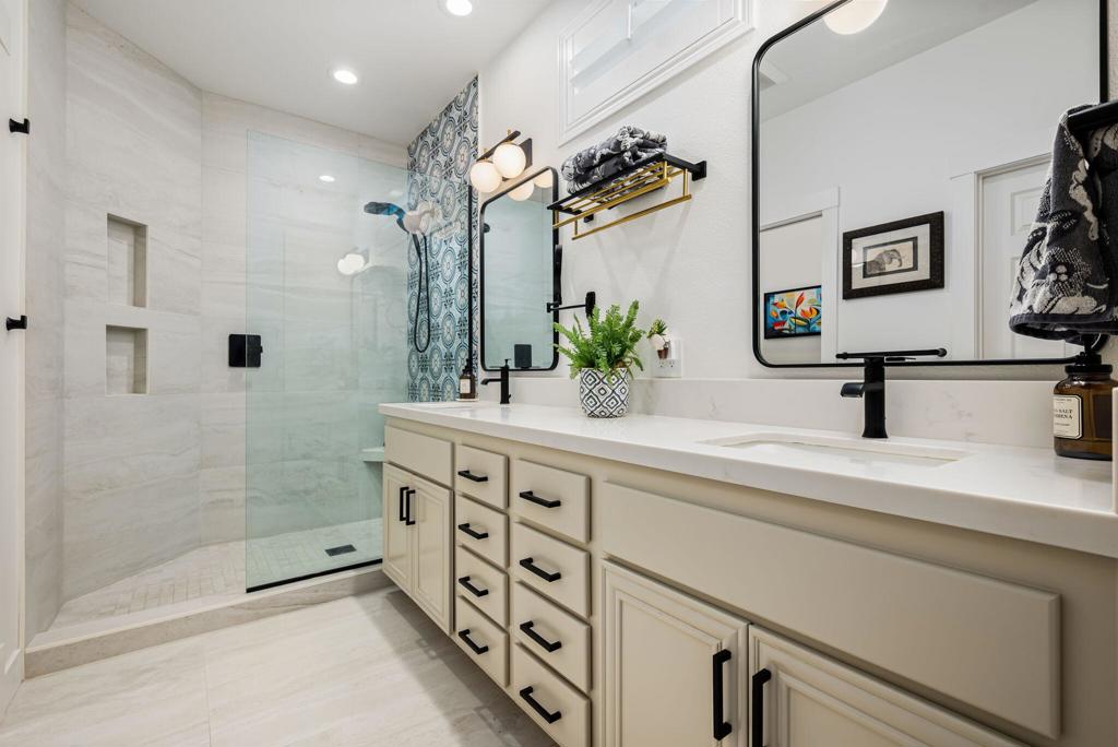 45137 Big Canyon Street