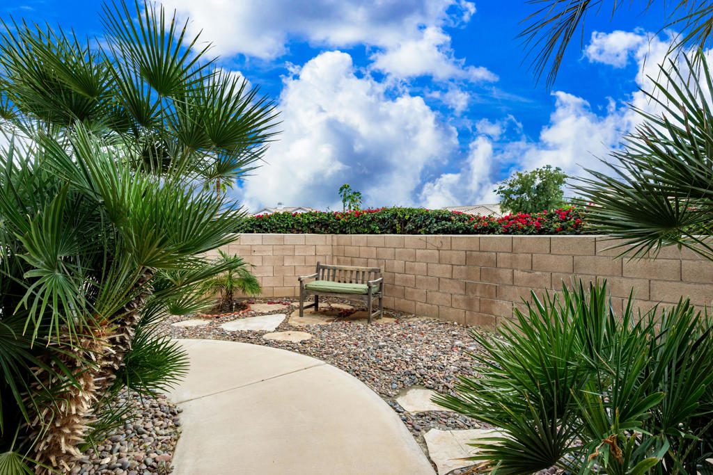 45595 Banff Springs Street