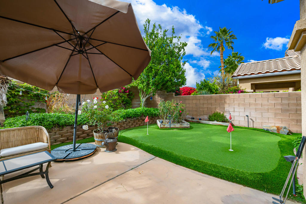 45595 Banff Springs Street