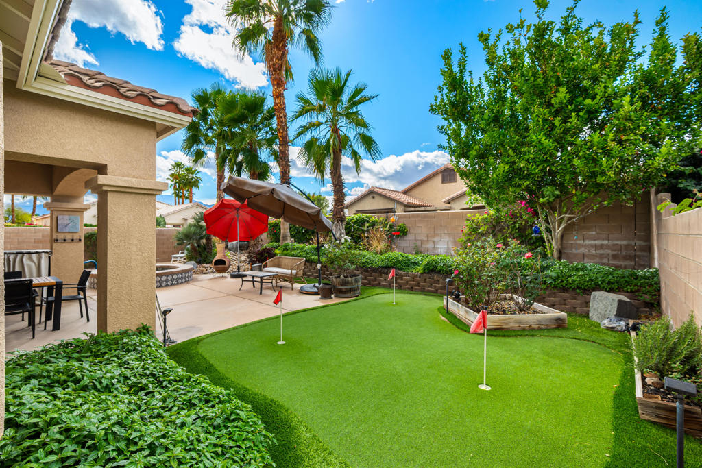 45595 Banff Springs Street