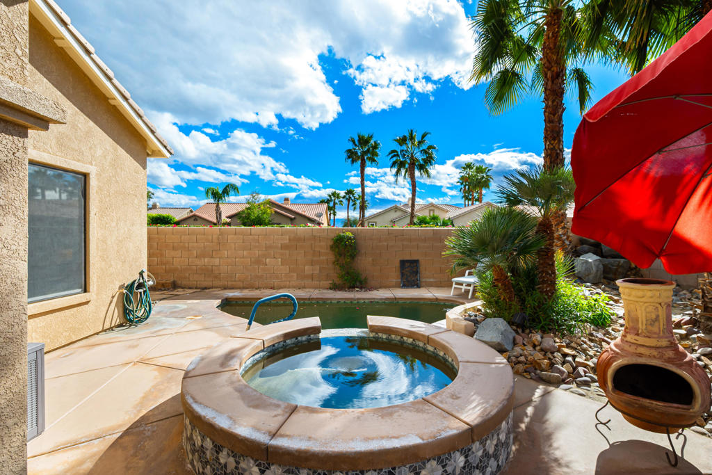 45595 Banff Springs Street