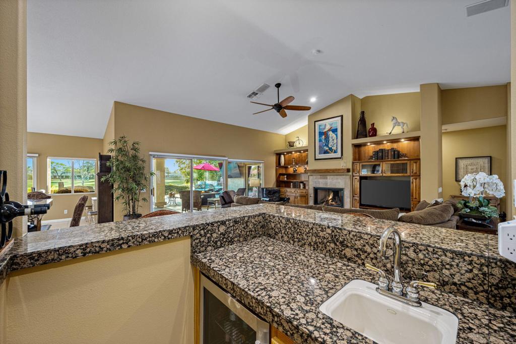 80282 Golden Horseshoe Drive