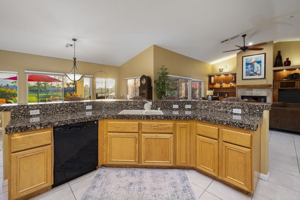 80282 Golden Horseshoe Drive