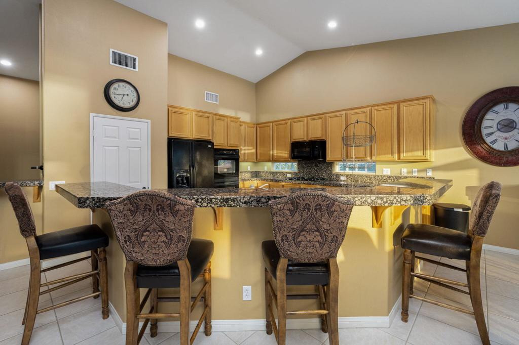 80282 Golden Horseshoe Drive