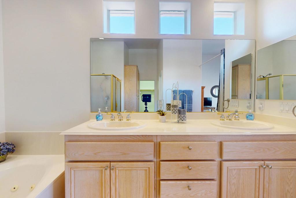 45576 Whistler Court