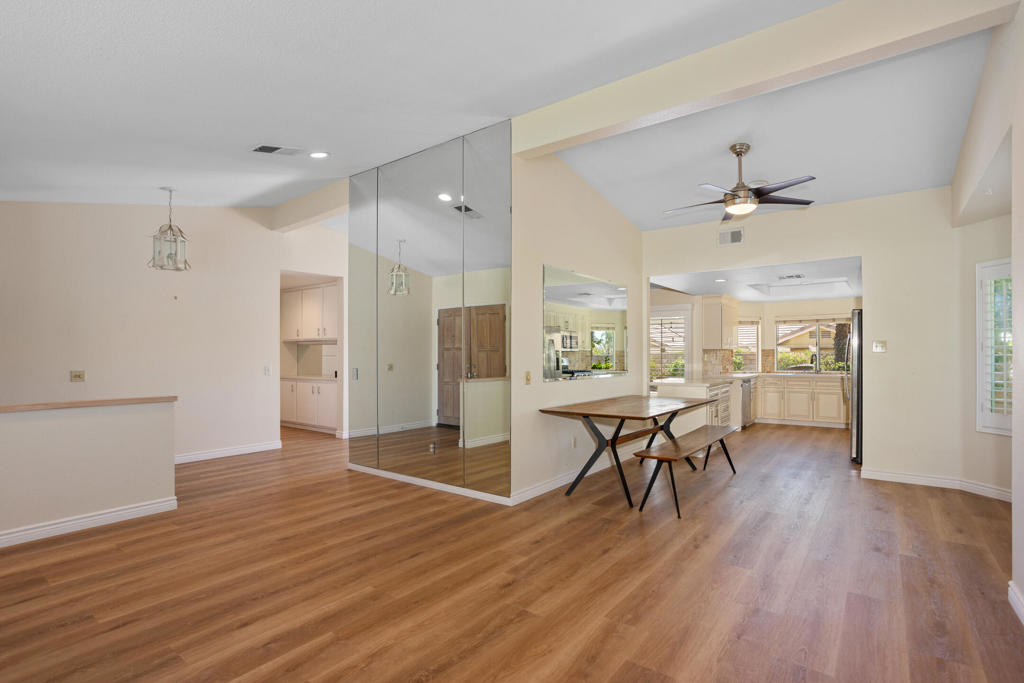 44210 Mariposa Court