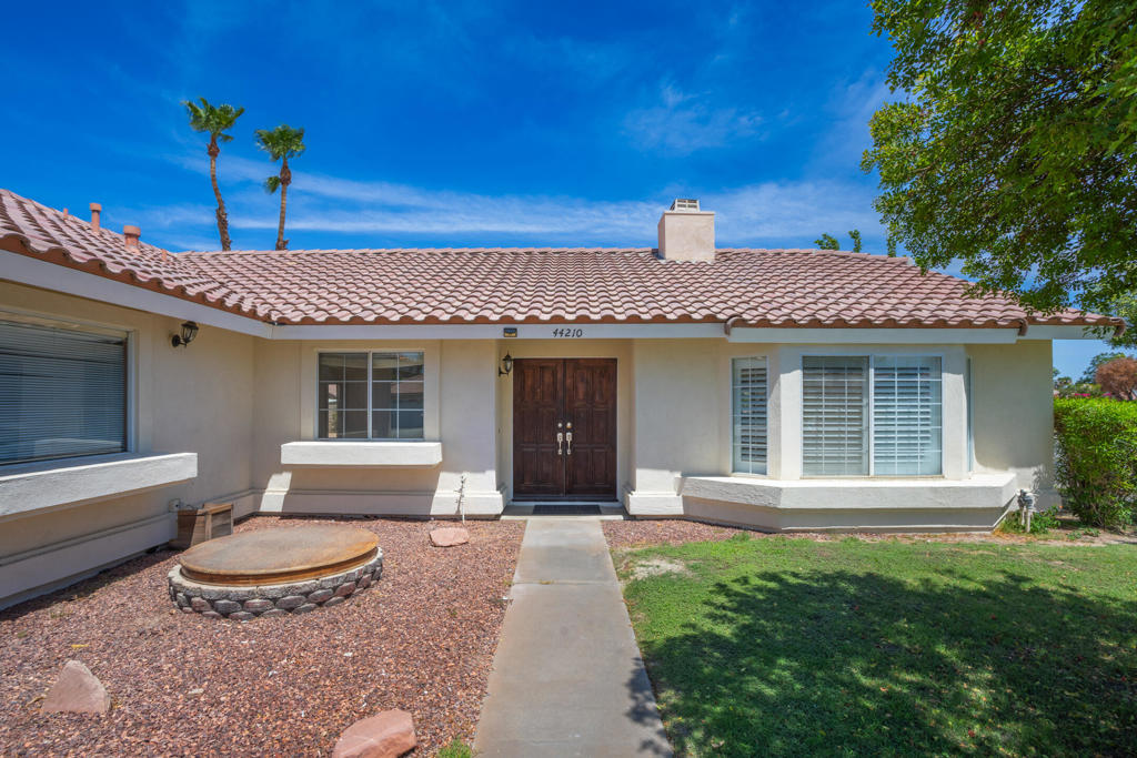 44210 Mariposa Court