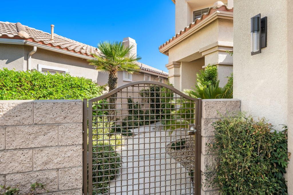 80228 Golden Horseshoe Drive