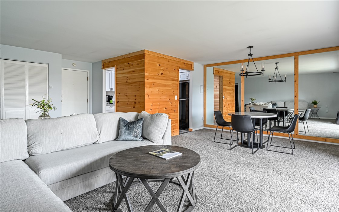 603 Calais Dr 2210