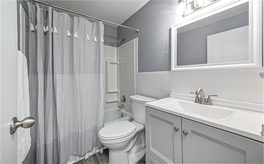 603 Calais Dr 2210