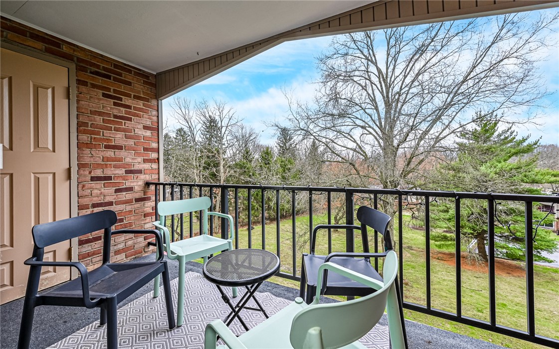 603 Calais Dr 2210