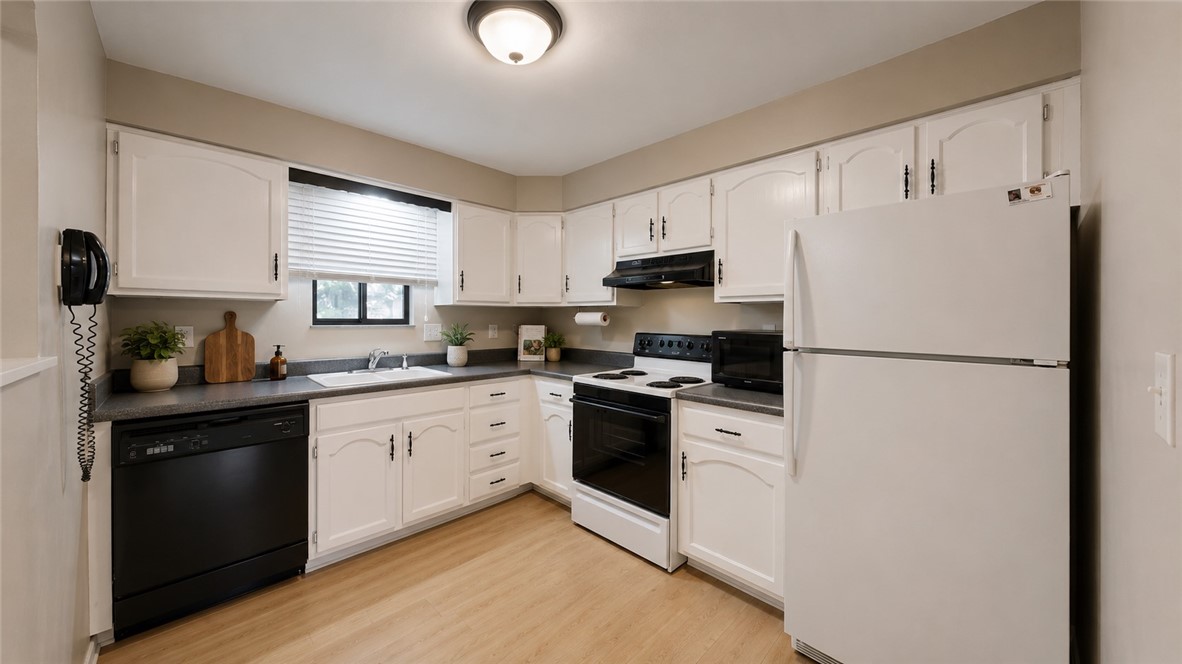 610 Maplewood Ct