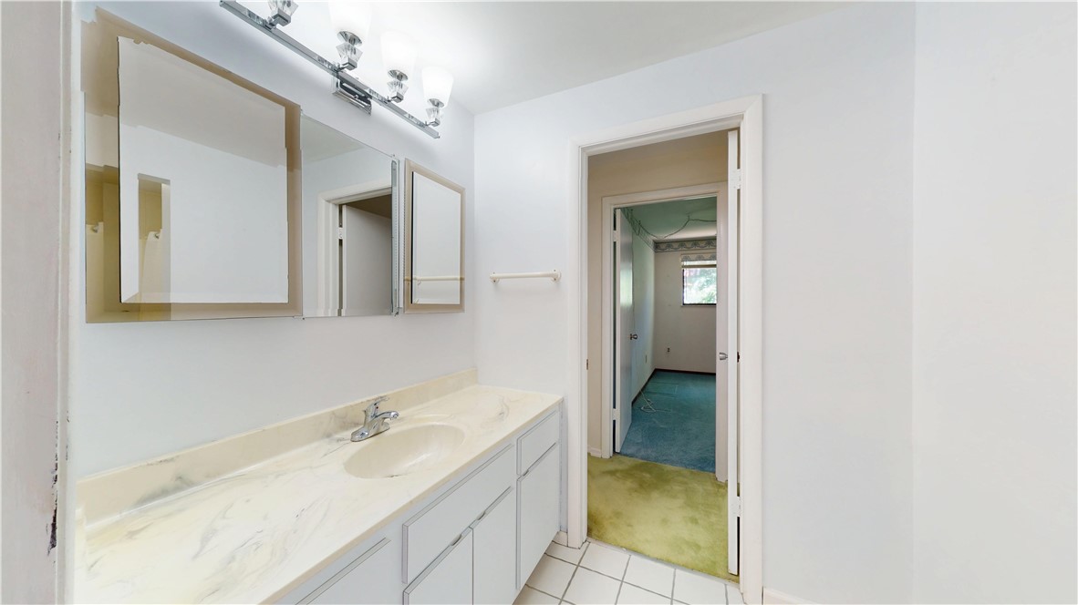 610 Maplewood Ct