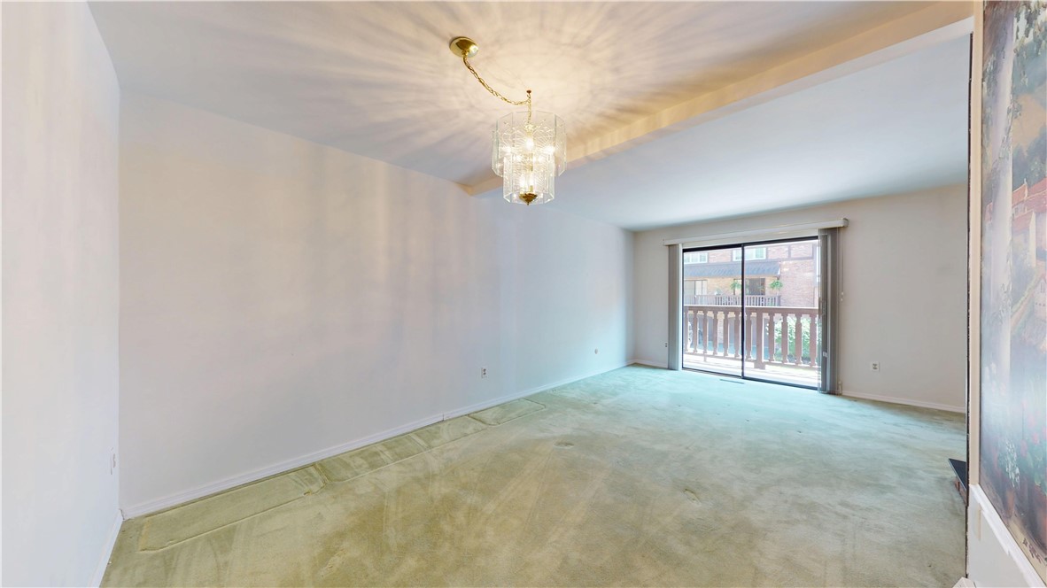 610 Maplewood Ct