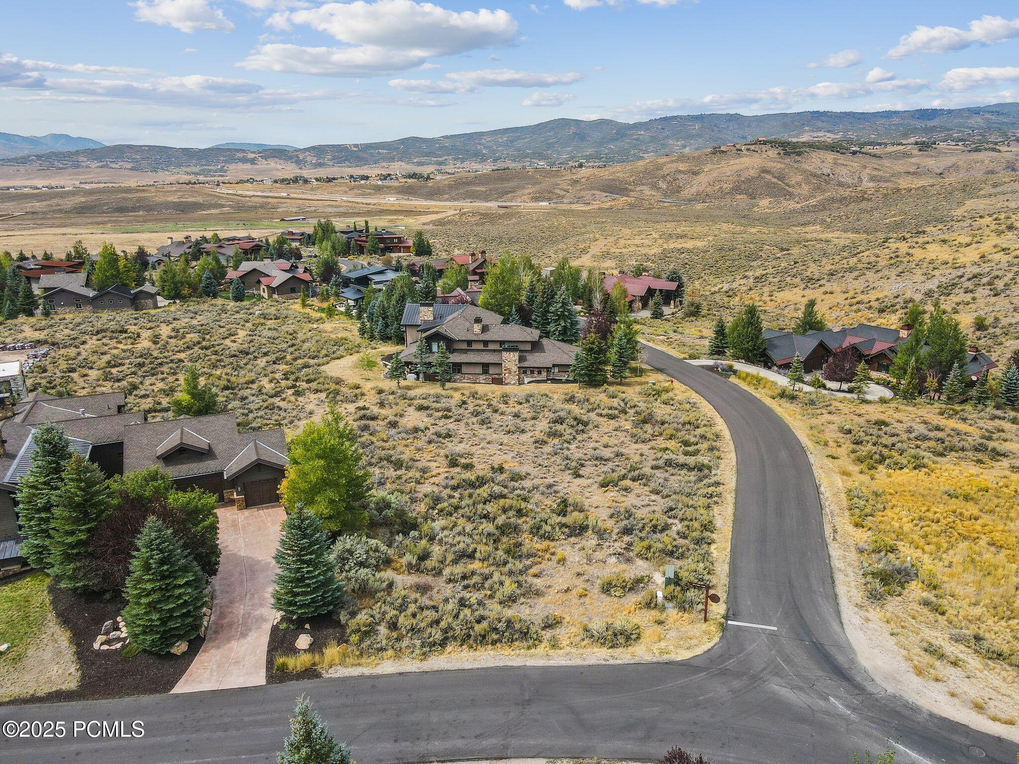2321 E Westview Trail