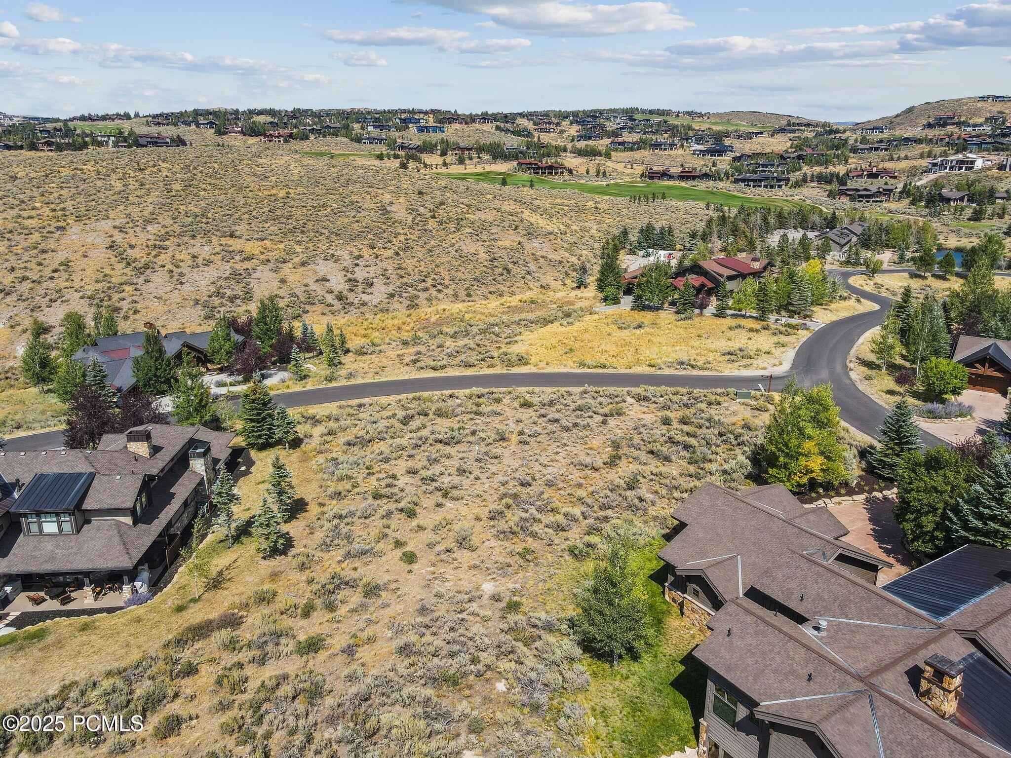 2321 E Westview Trail
