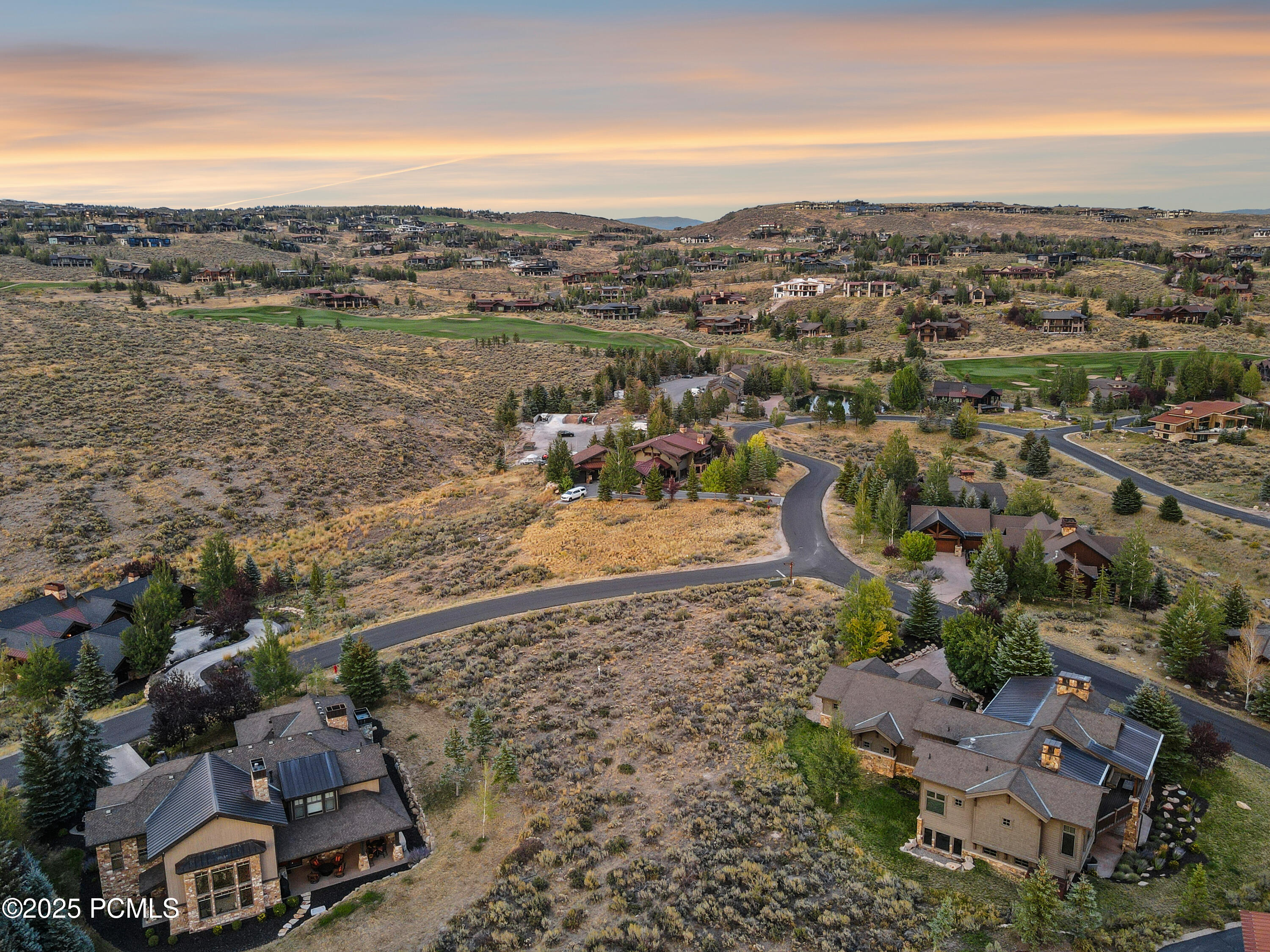 2321 E Westview Trail