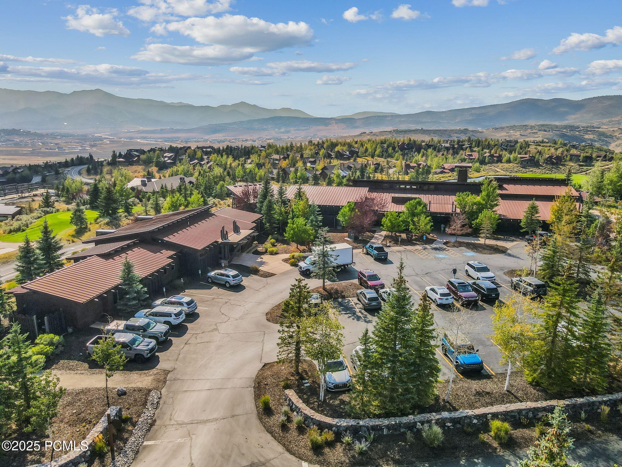 2321 E Westview Trail