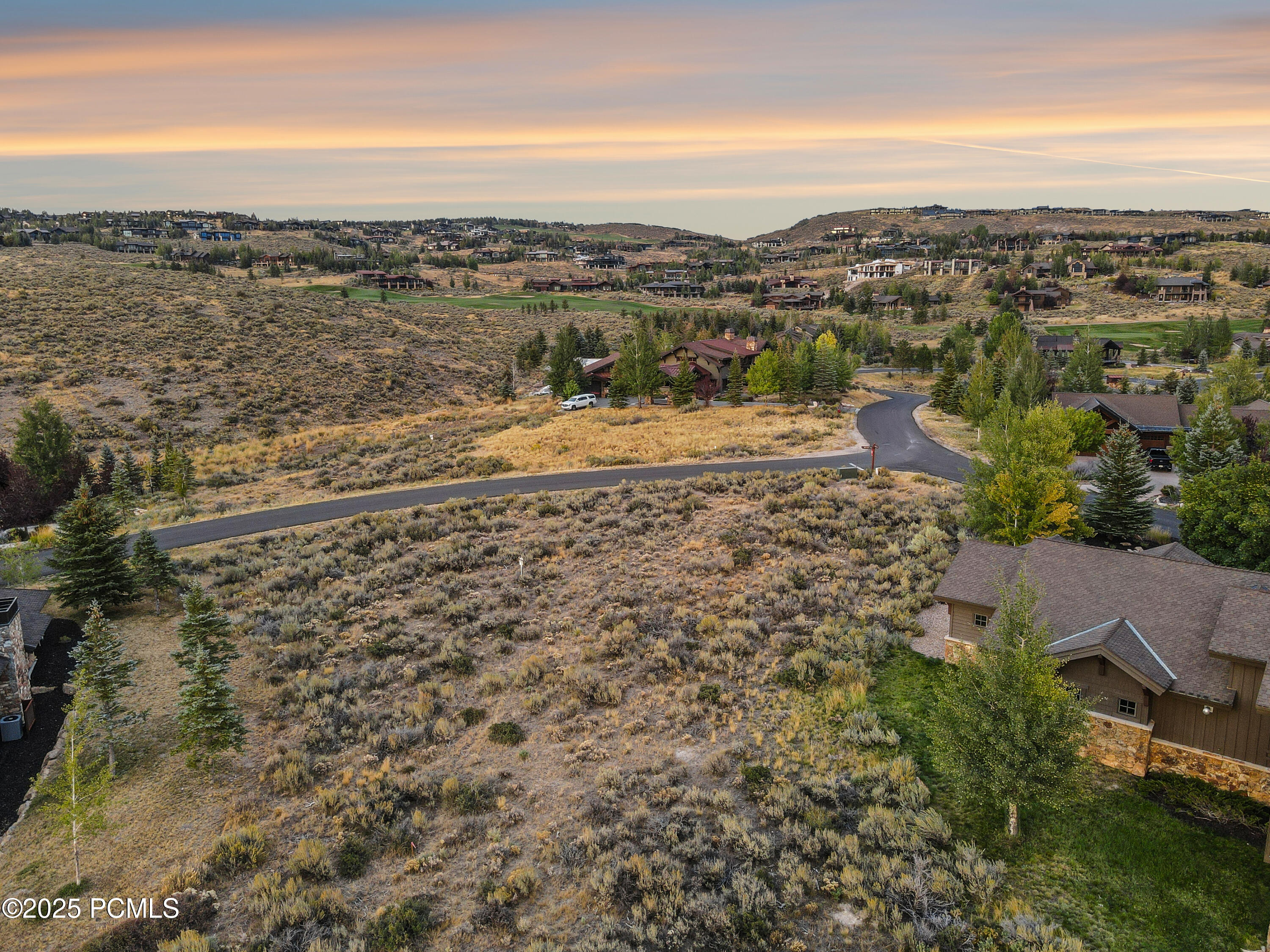 2321 E Westview Trail