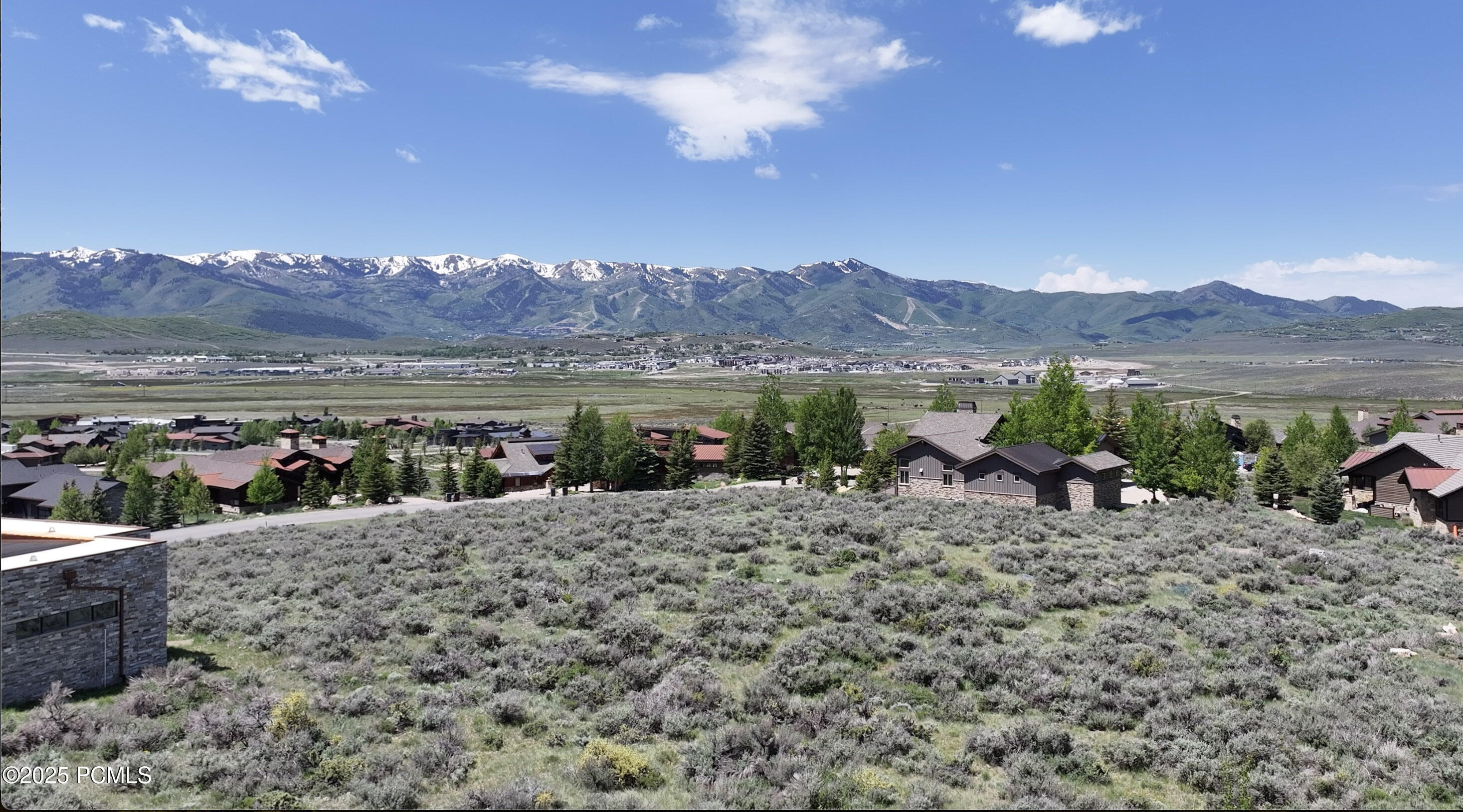 2321 E Westview Trail