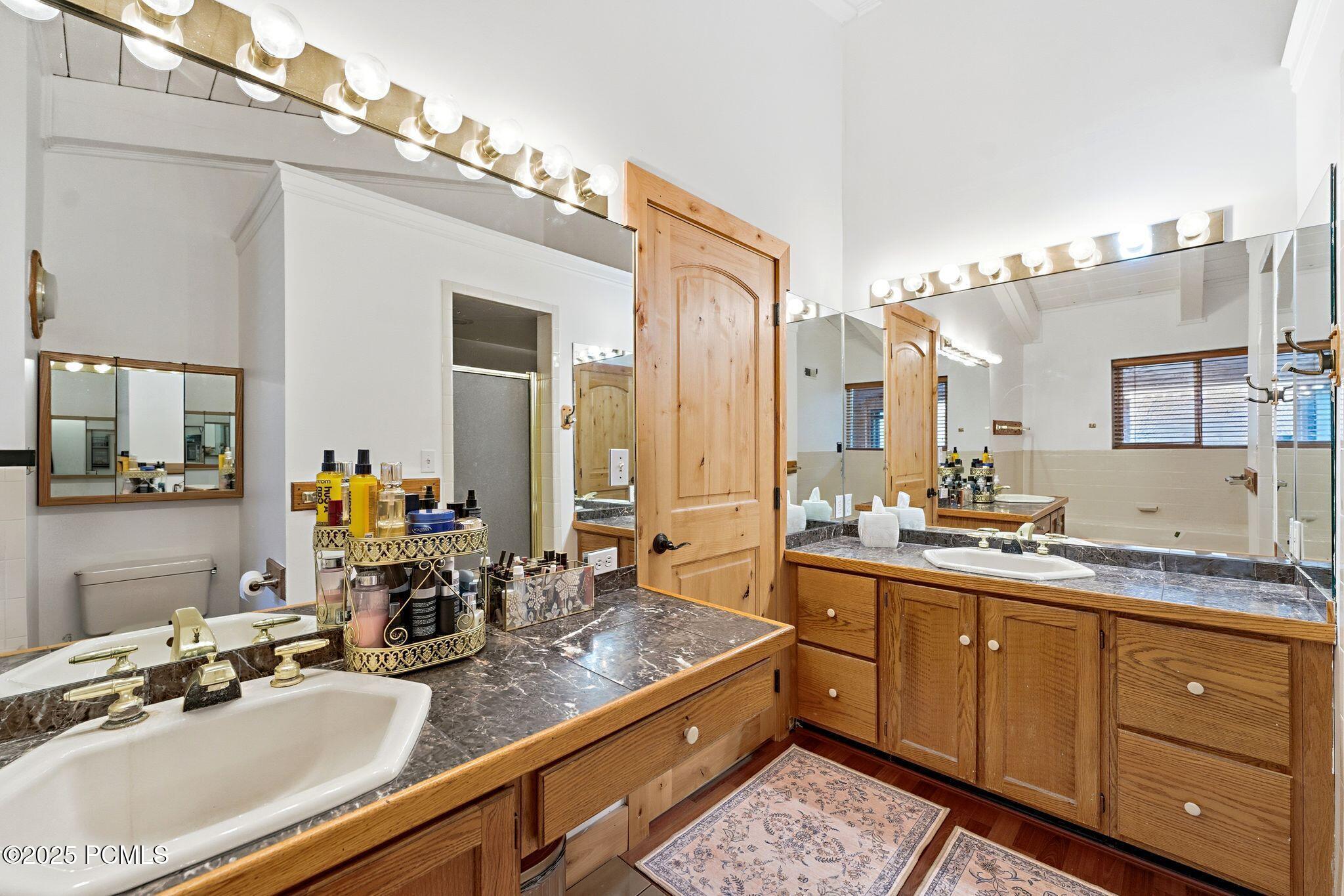 11551 S Woodhampton Drive