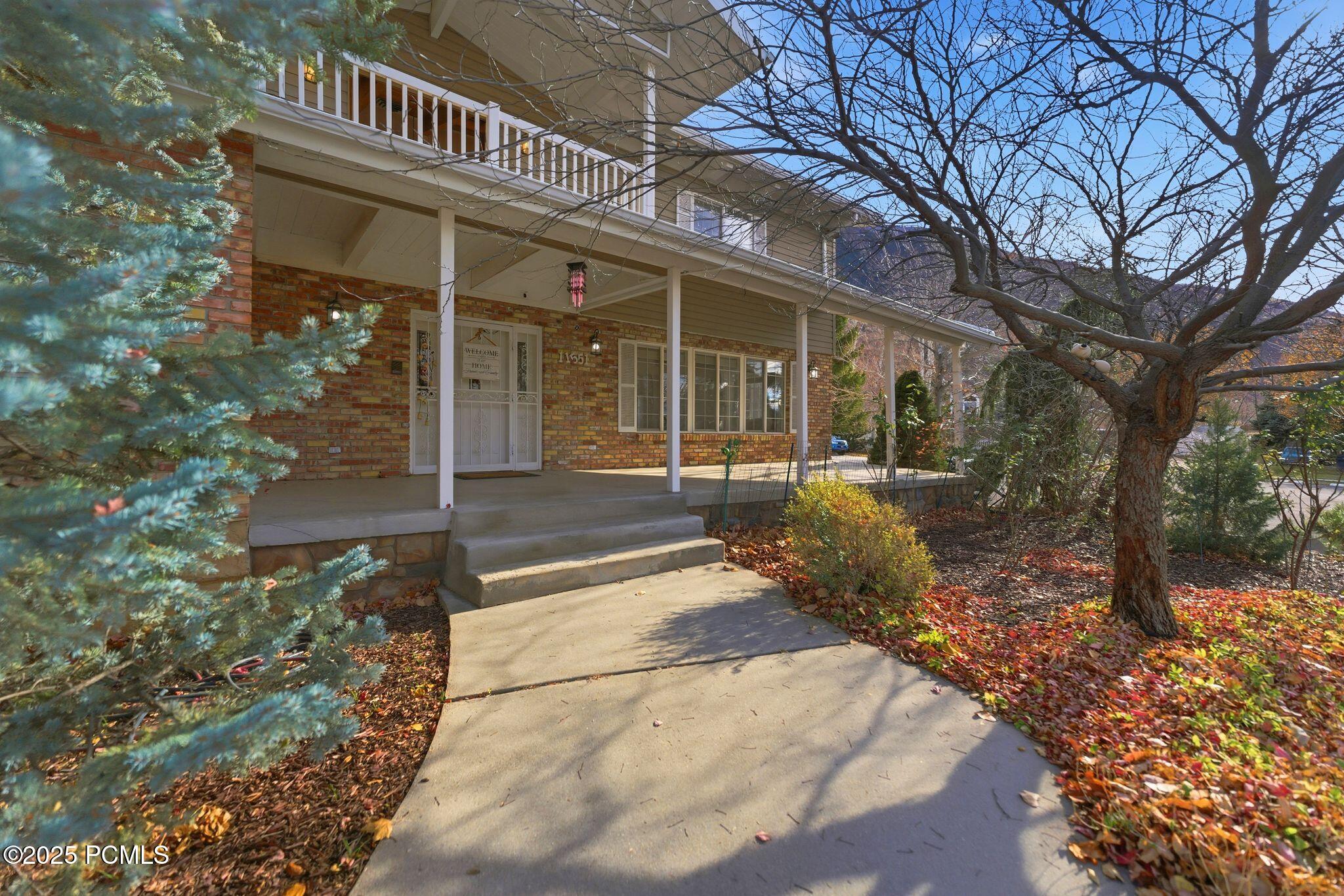 11551 S Woodhampton Drive