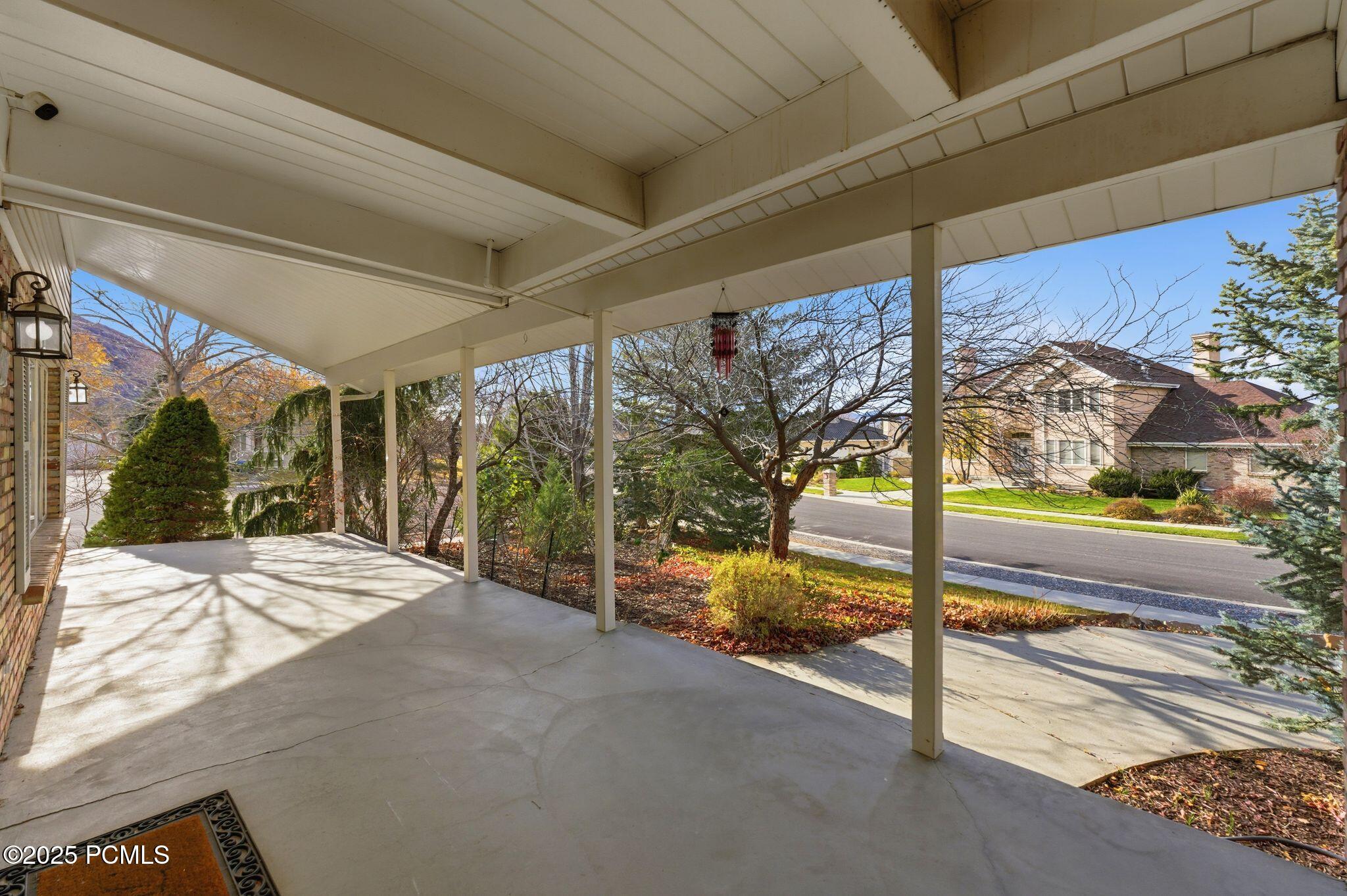 11551 S Woodhampton Drive