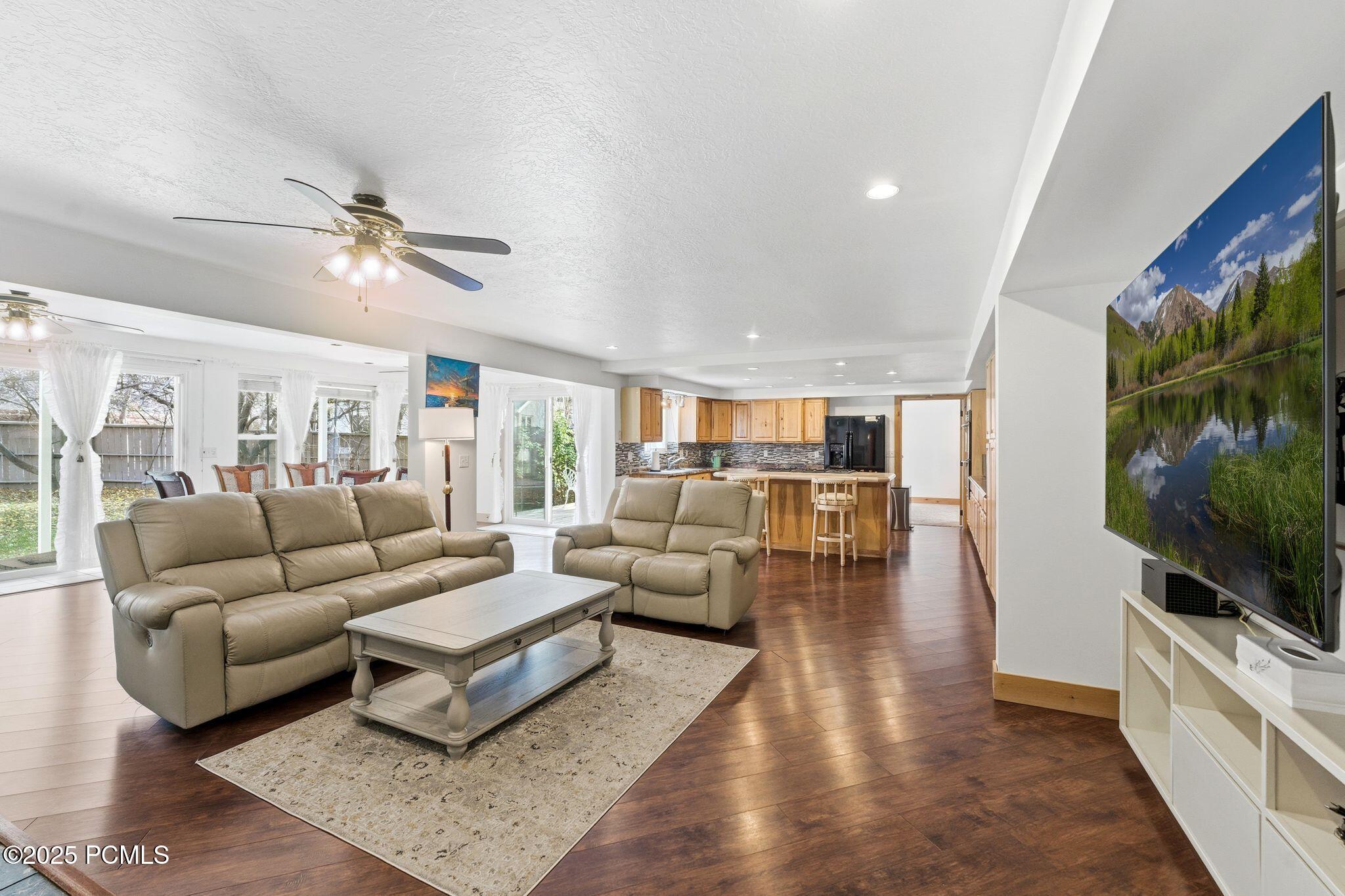 11551 S Woodhampton Drive