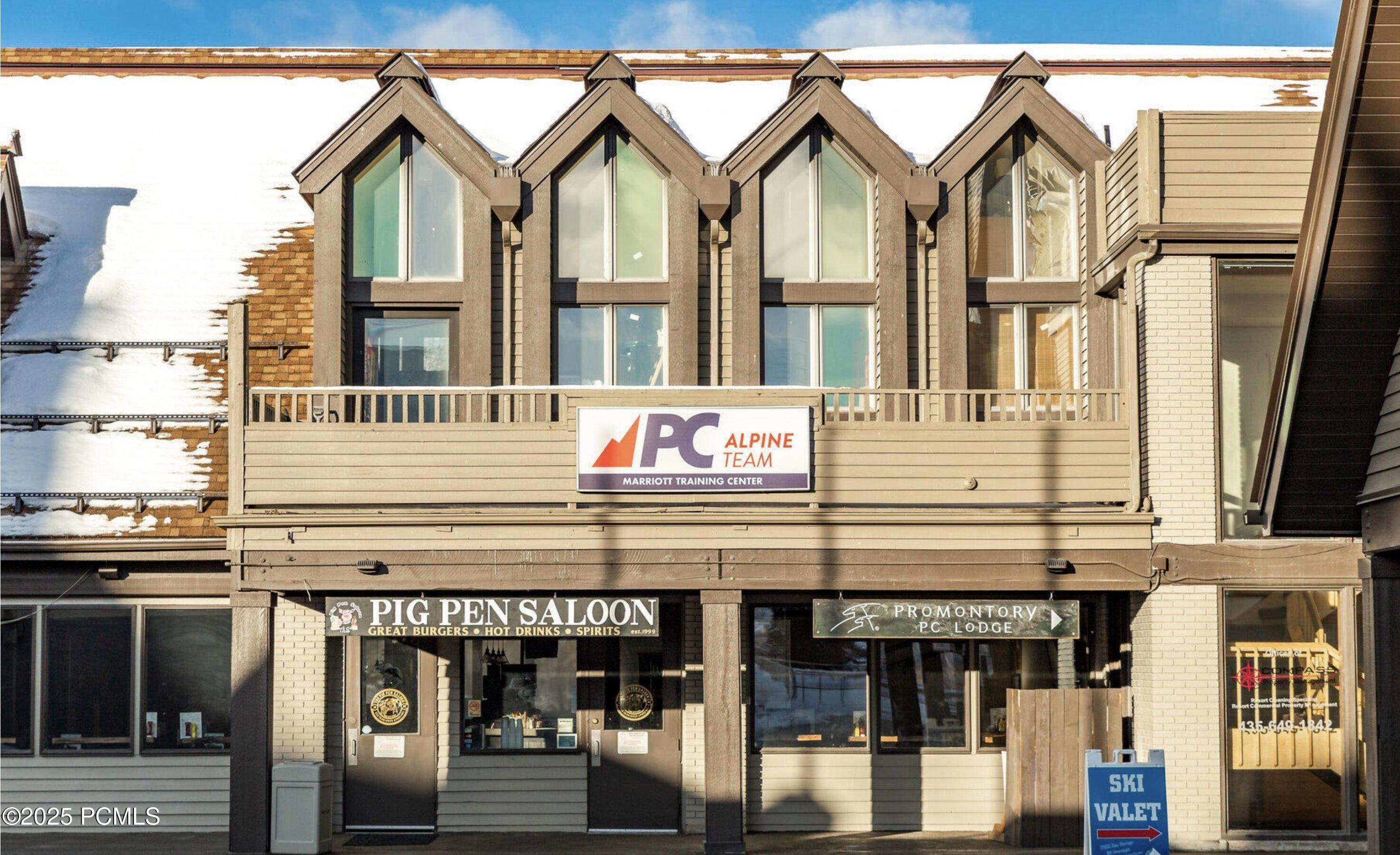 2322 E Westview Trail