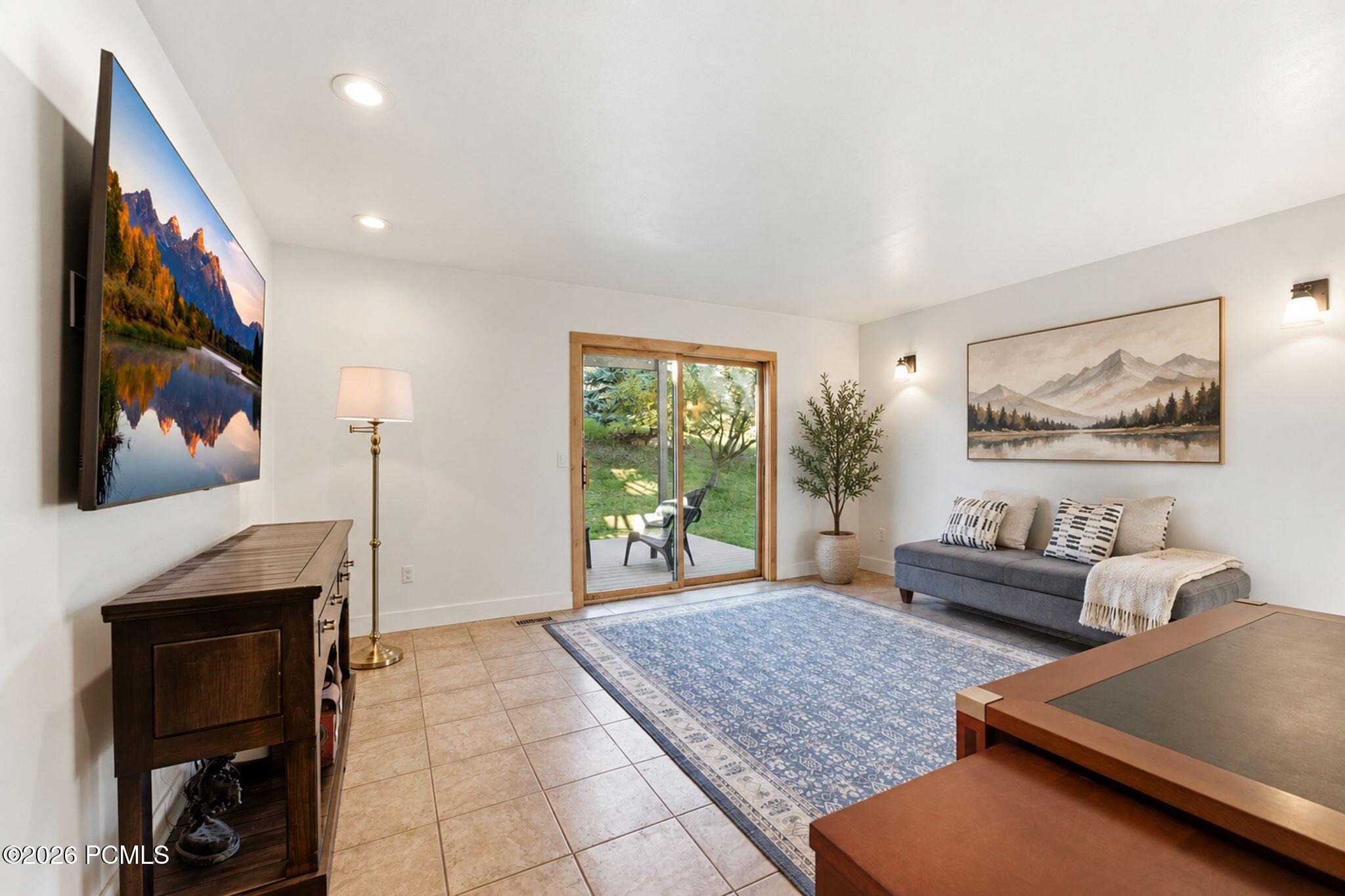 8109 Meadowview Drive