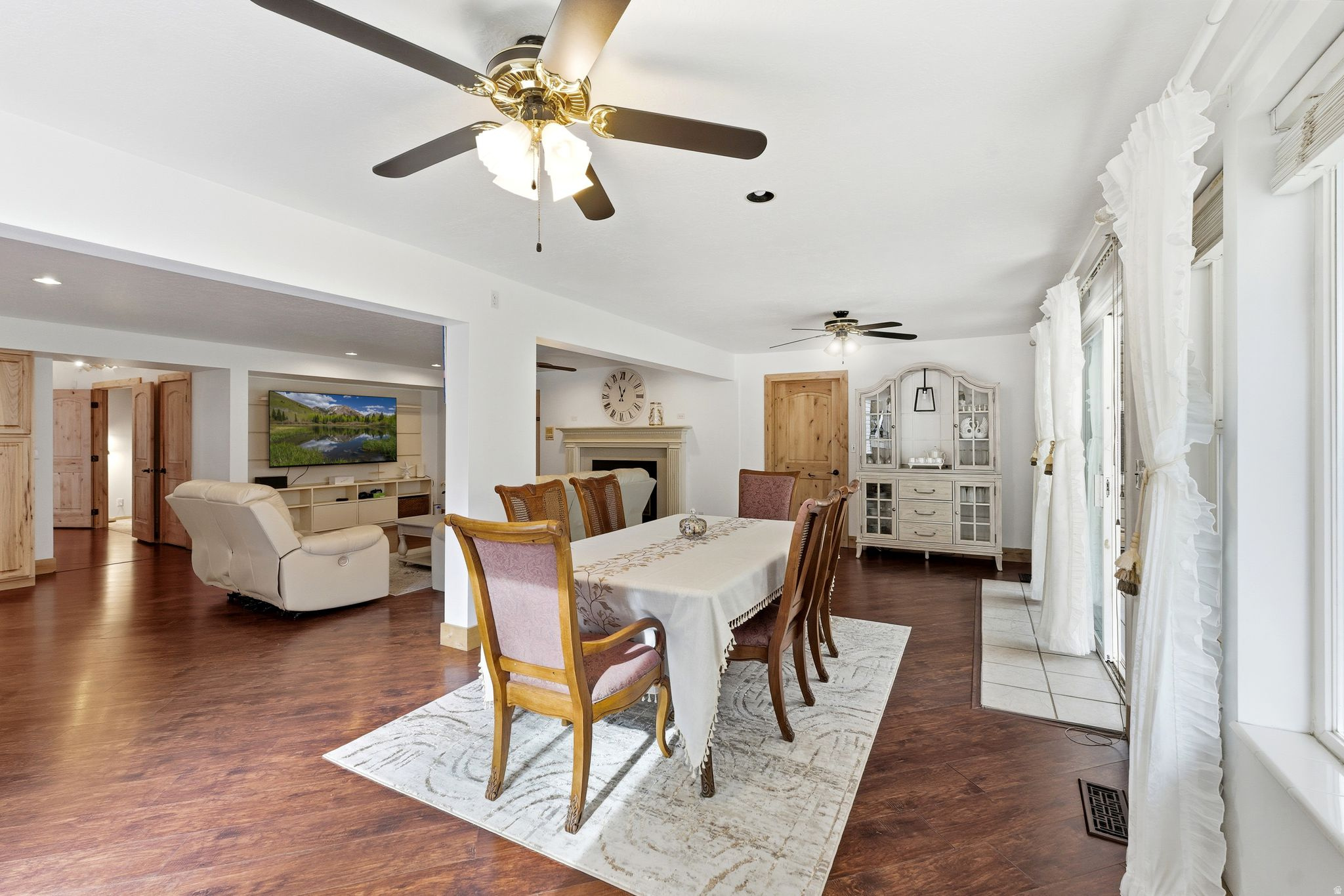 11551 S WOODHAMPTON DR #2