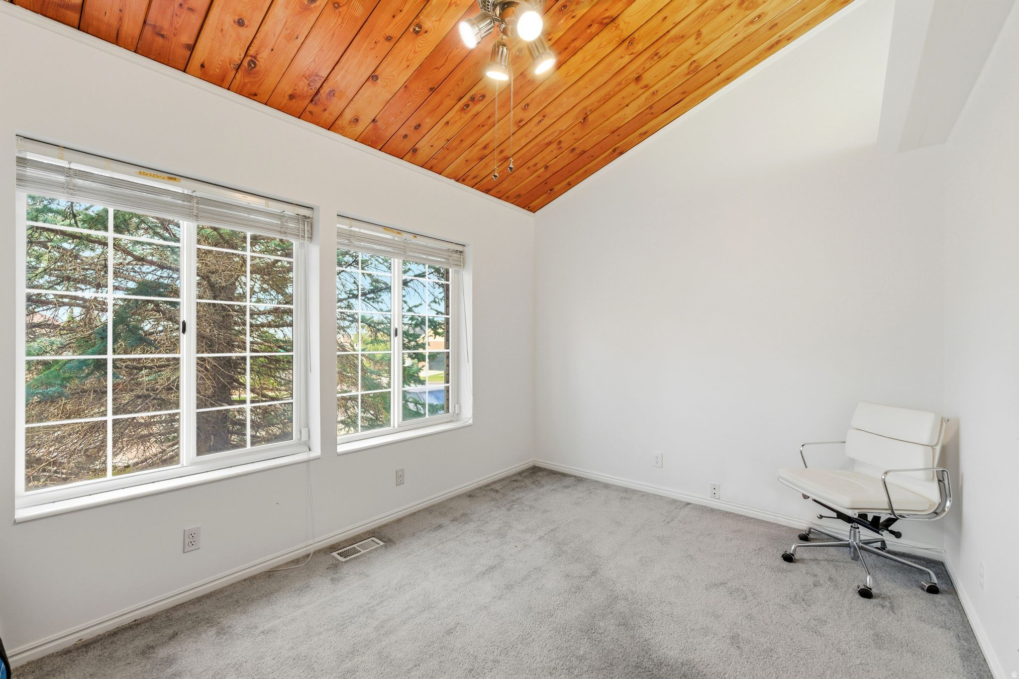 11551 S WOODHAMPTON DR #2