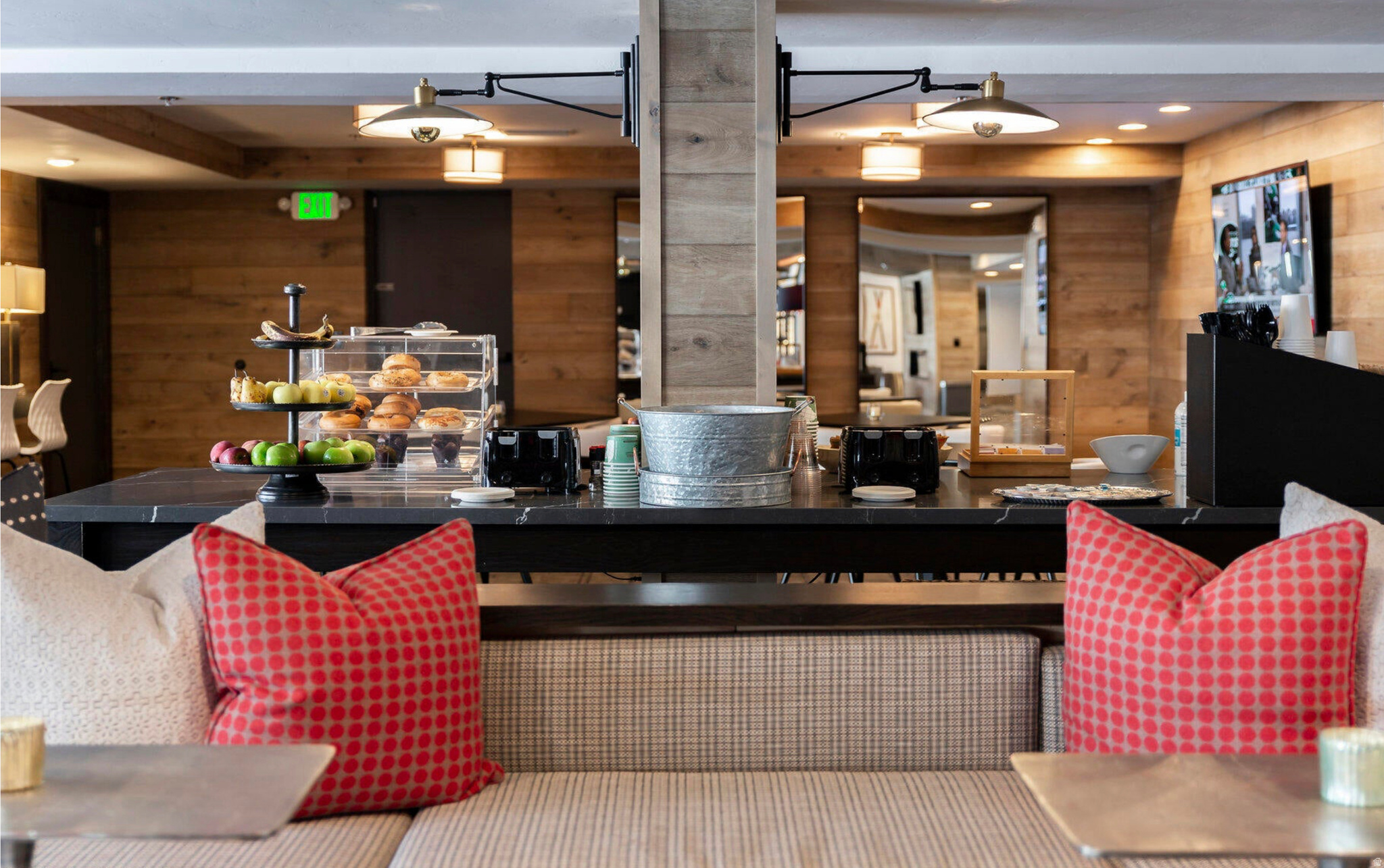 2322 E WESTVIEW TRL Unit: 34