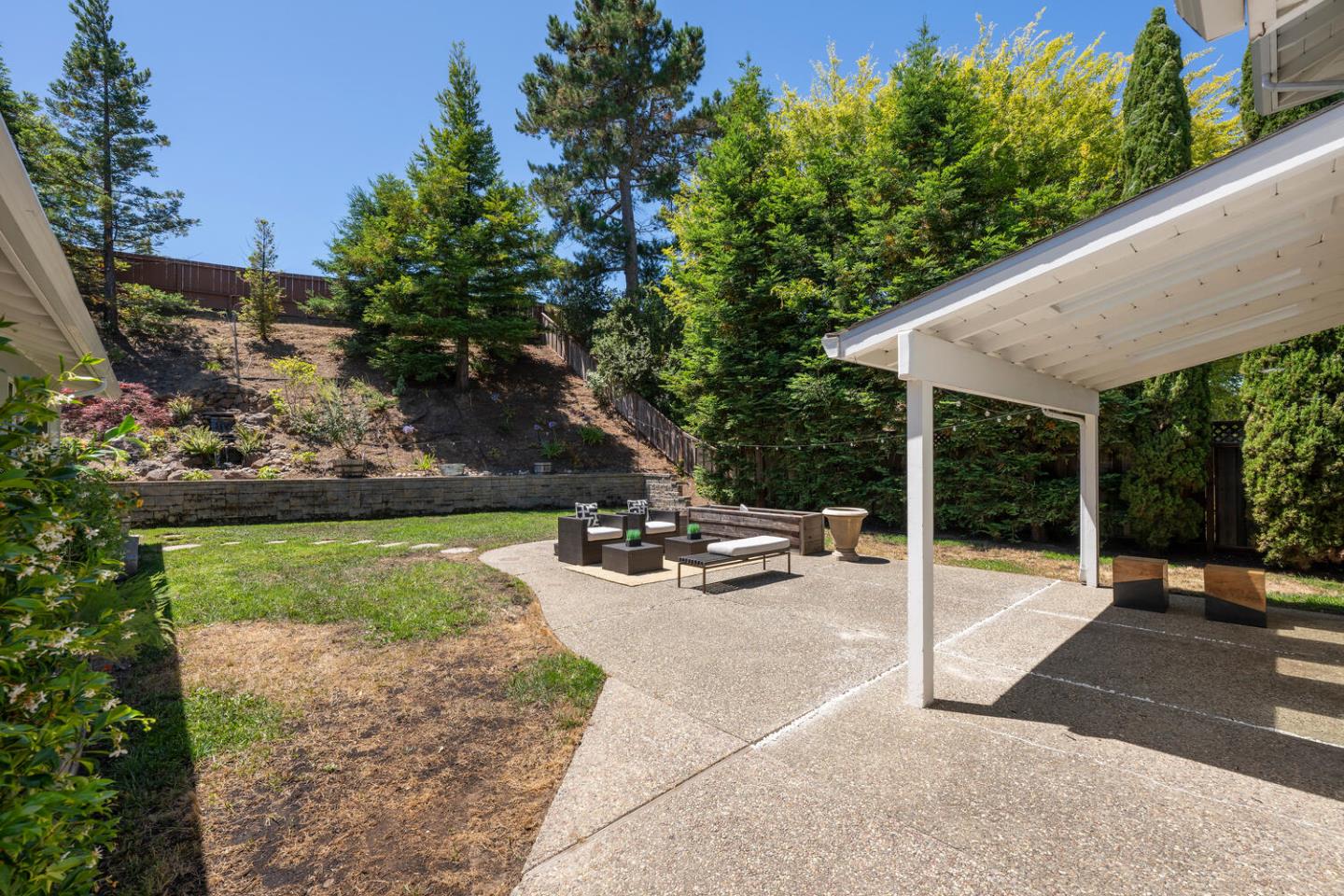 2721 Comstock Circle