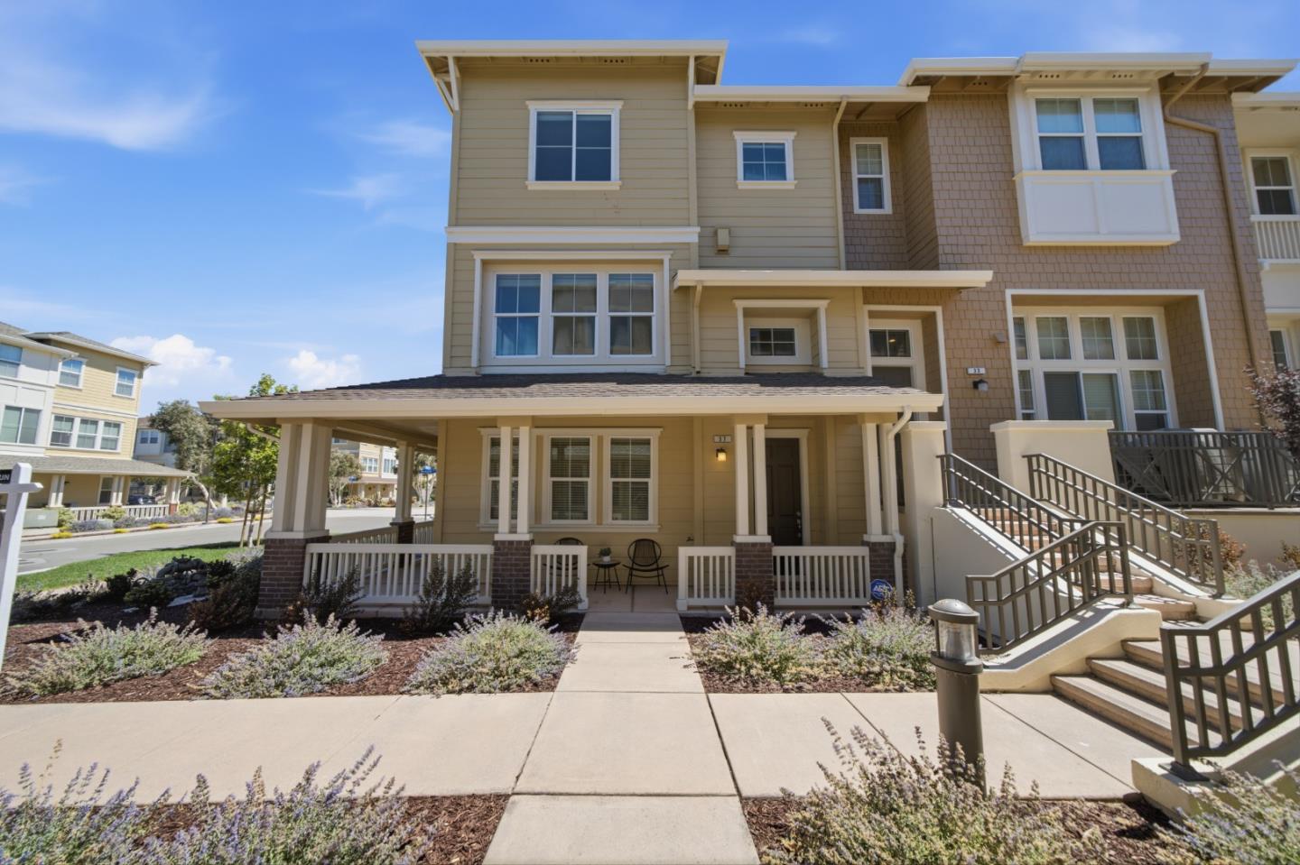 37 Bremerton CIR