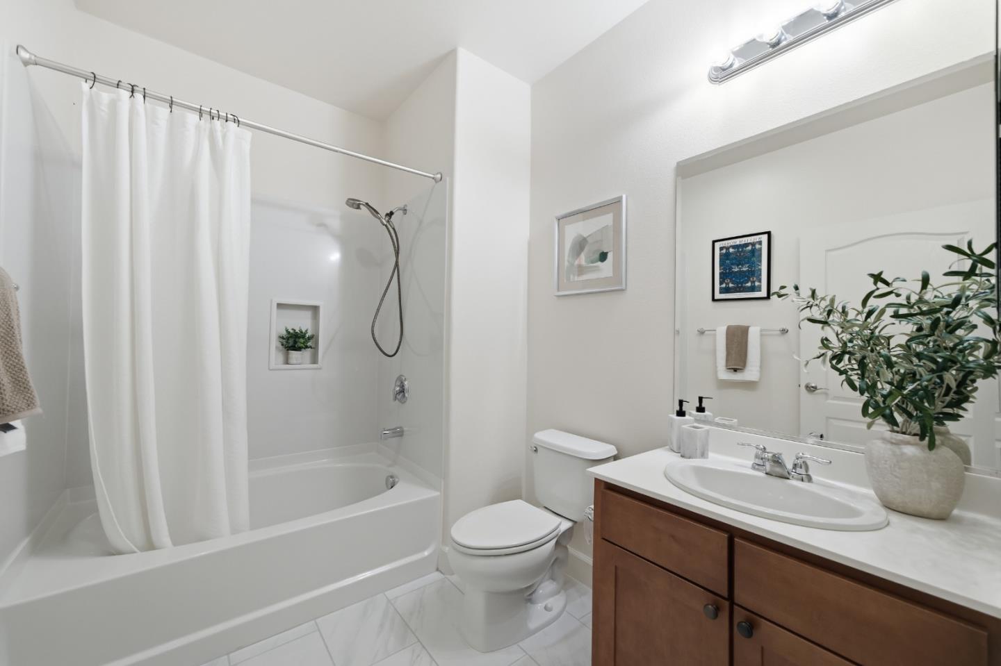 37 Bremerton CIR