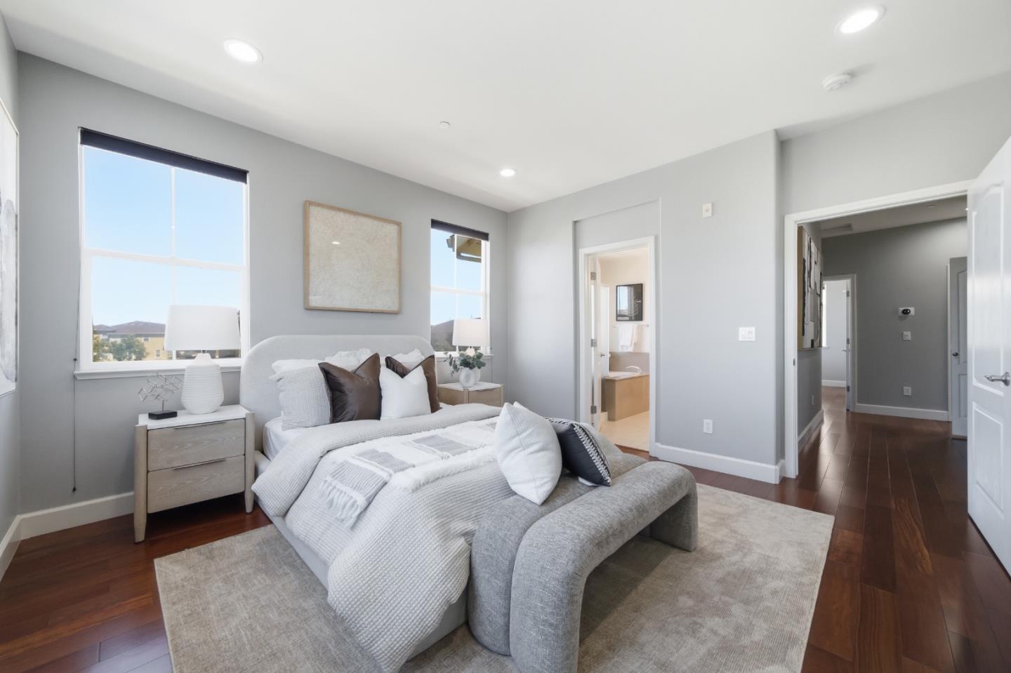 37 Bremerton CIR