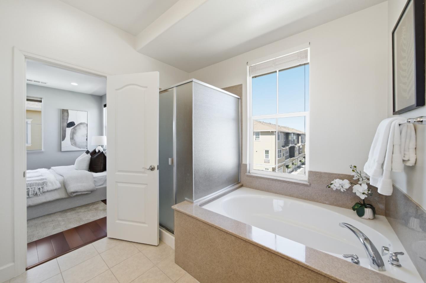 37 Bremerton CIR