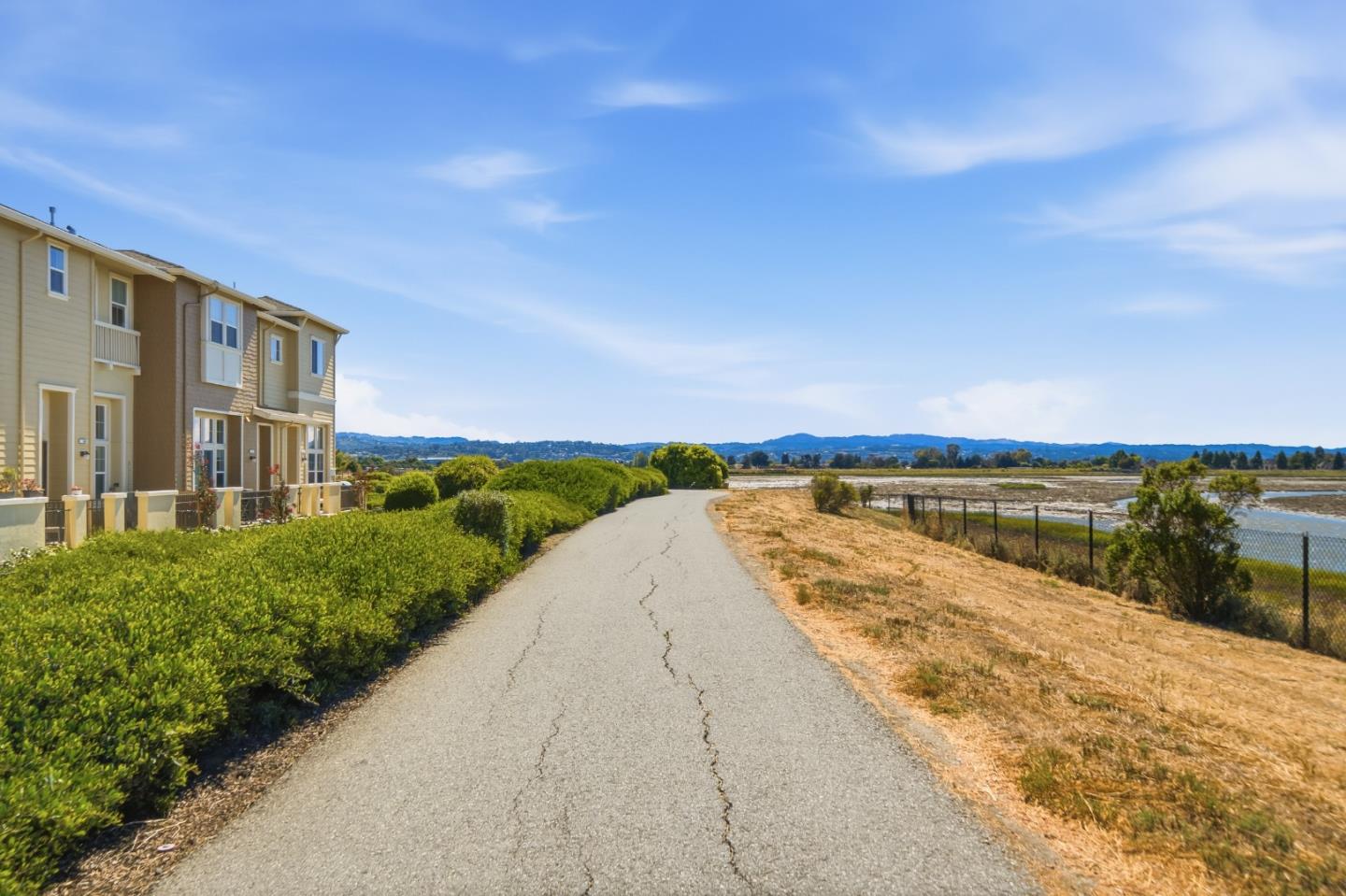 37 Bremerton CIR