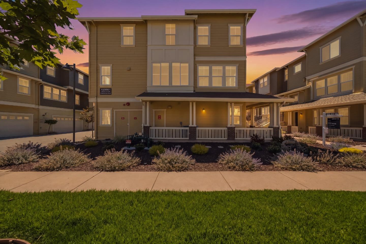 37 Bremerton CIR